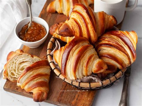 Croissant francesi fatti in casa