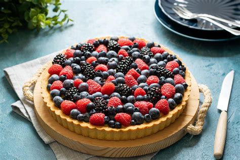 Crostata ai Frutti di Bosco e Crema Pasticcera