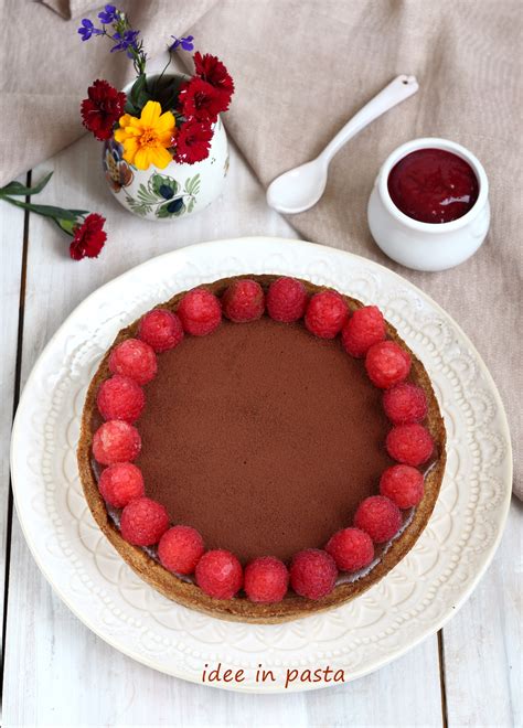 Crostata con Mousse di Cioccolato e Lamponi