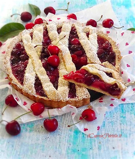 Crostata di ciliegie con pasta sfoglia