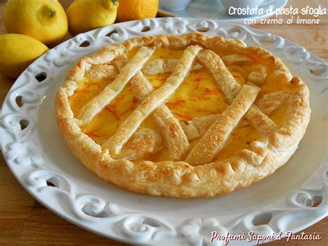 Crostata di pasta sfoglia con crema