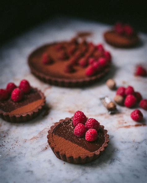 Crostatine al Cioccolato con Lamponi