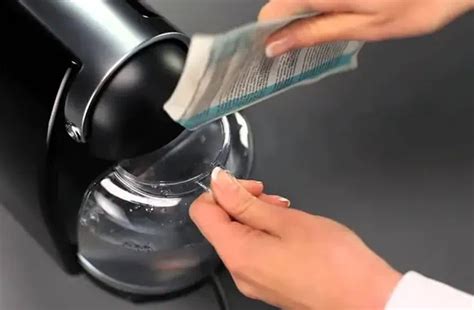 Decalcificazione macchina da caffè