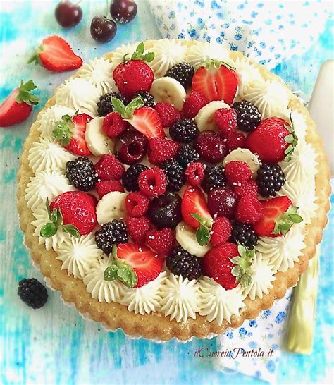 Decorazione crostata alla frutta