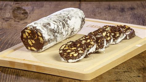 Diverse varianti di salame al cioccolato