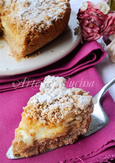 Dolce con biscotti secchi