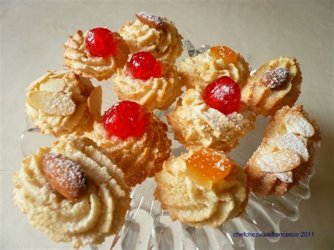 Dolci di Pasta di Mandorle Leccese