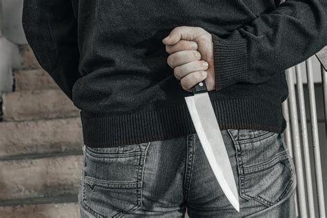 Fare leva con un coltello