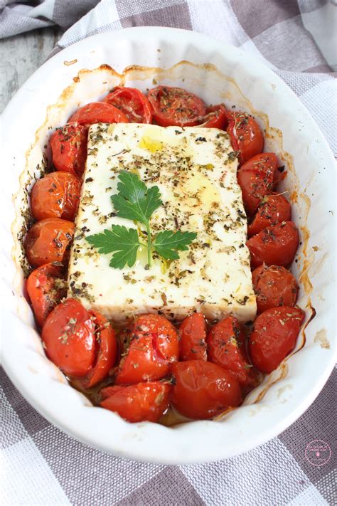 Feta al Forno con Pomodorini e Olive