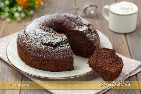 Fette di ciambellone al cacao