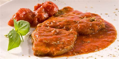 Fettine di vitello alla pizzaiola