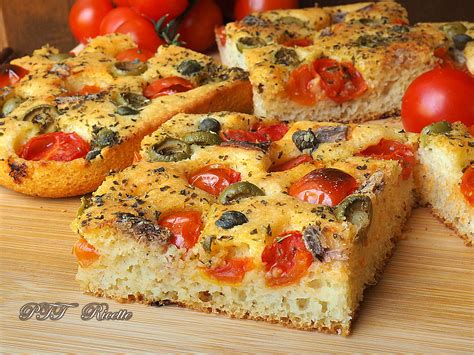 Focaccia in Padella con Pomodorini