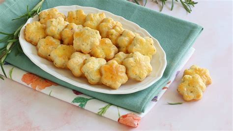 Frollini al Parmigiano