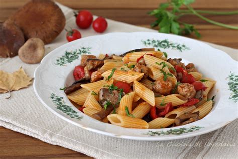 Funghi Cardoncelli e Salsiccia al Forno