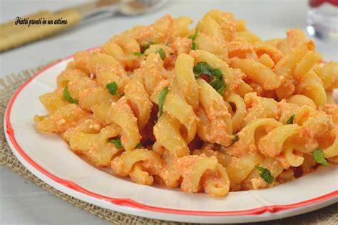 Fusilli con pomodoro e ricotta