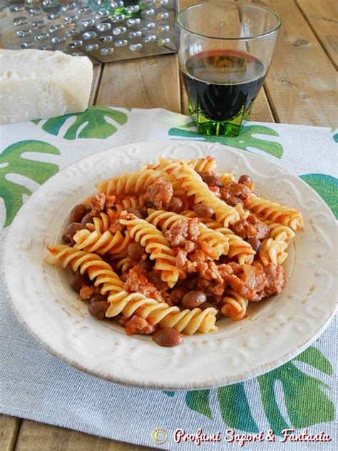 Fusilli con salsiccia e mozzarella