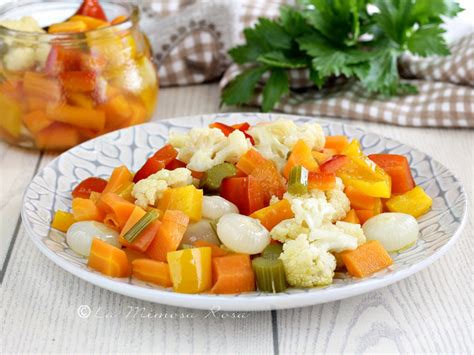 Giardiniera fatta in casa