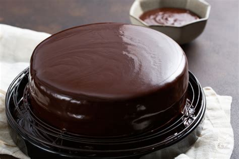 Glassa al cioccolato a specchio