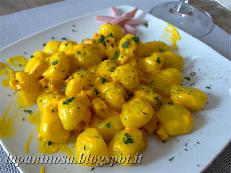 Gnocchi con Zafferano e Gamberetti