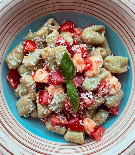 Gnocchi di ricotta e basilico