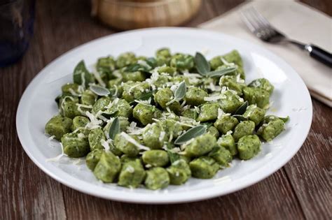 Gnocchi verdi spinaci