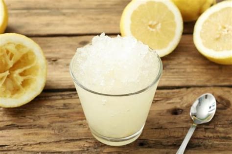 Granita al Limone Fatta in Casa