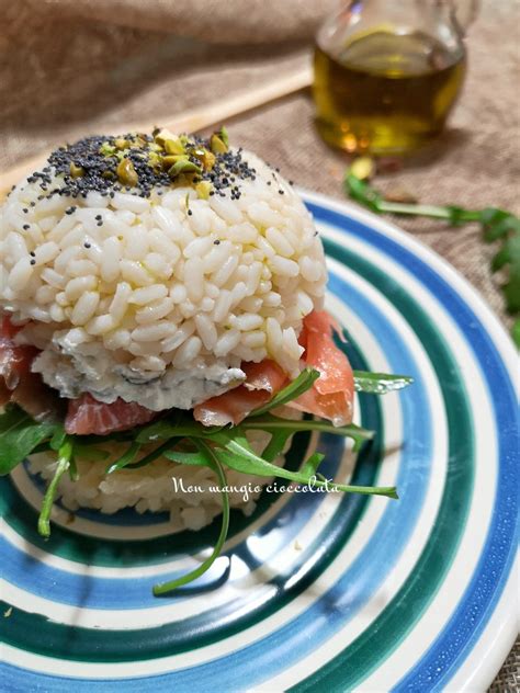 Hamburger di salmone con riso