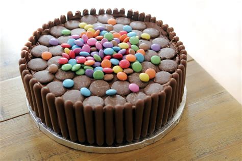 Idee per decorare torte