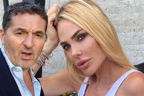Ilary Blasi e Teo Mammucari