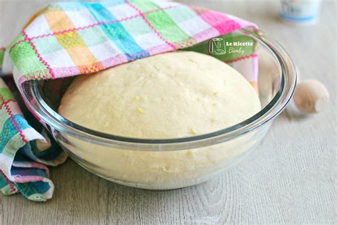 Impasto del pan brioche