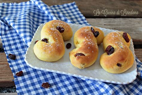 Impasto per panini dolci con uvetta