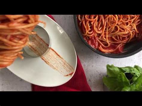 Impiattare gli spaghetti