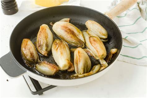 Insalata Belga in Padella
