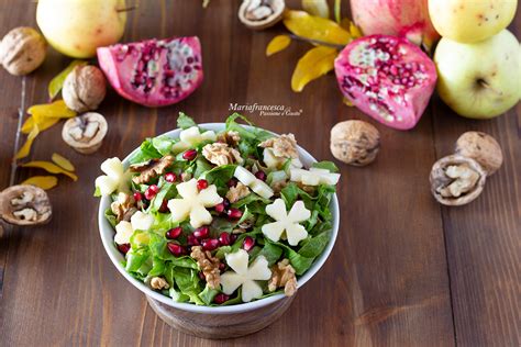 Insalata Iceberg con Mele e Noci