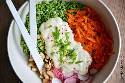 Insalata Mista con Salsa Yogurt