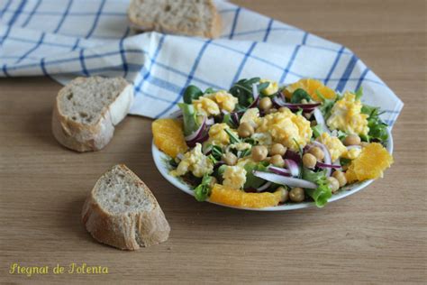 Insalata con uova strapazzate
