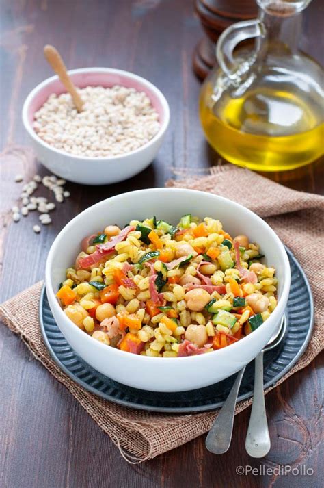 Insalata d'Orzo con Ceci e Speck