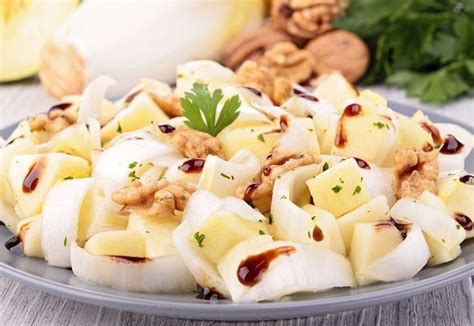 Insalata di Indivia e Noci