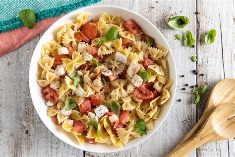 Insalata di Pasta Pomodoro Mozzarella