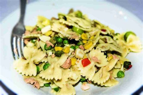 Insalata di Pasta Tonno e Piselli