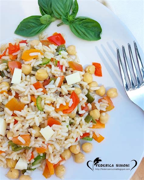 Insalata di Riso Integrale con Ceci e Peperoni