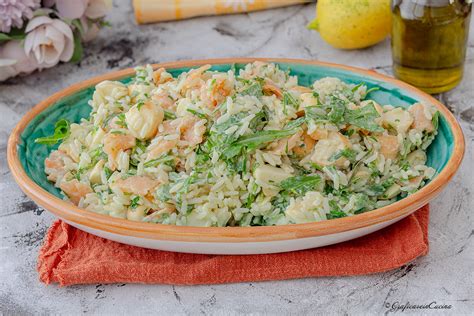 Insalata di Riso Salmone e Rucola