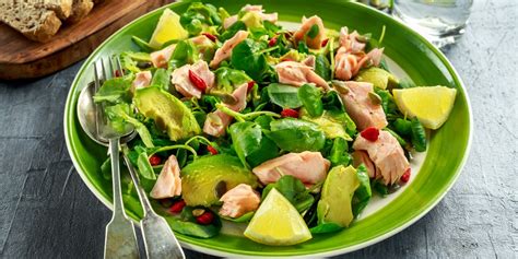 Insalata di Salmone, Avocado e Uova