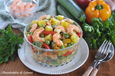 Insalata di gamberi e verdure croccanti