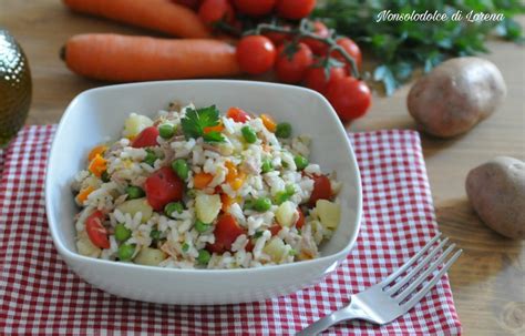 Insalata di riso con tonno e verdure