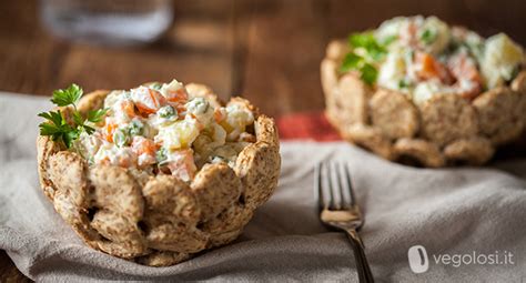 Insalata in Cestino di Pane