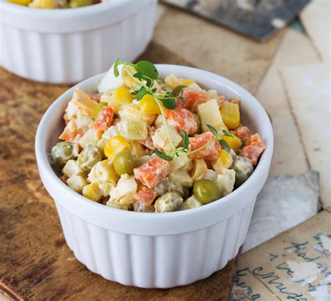 Insalata russa vegana