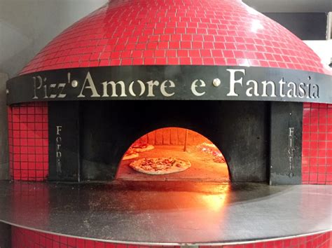 Interni di Pizz'Amore e Fantasia