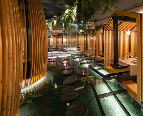 Interni di un ristorante sushi