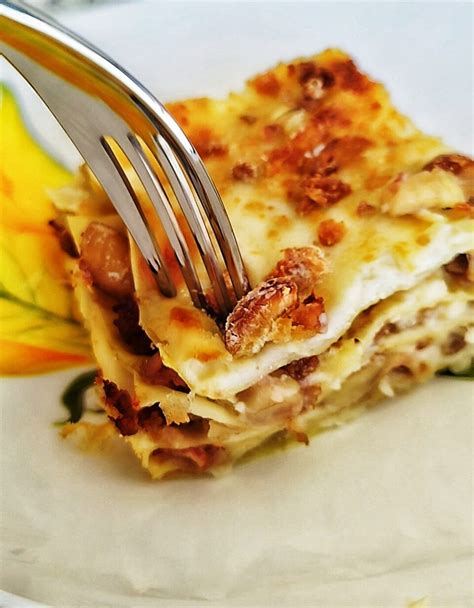 Lasagna con castagne e salsiccia